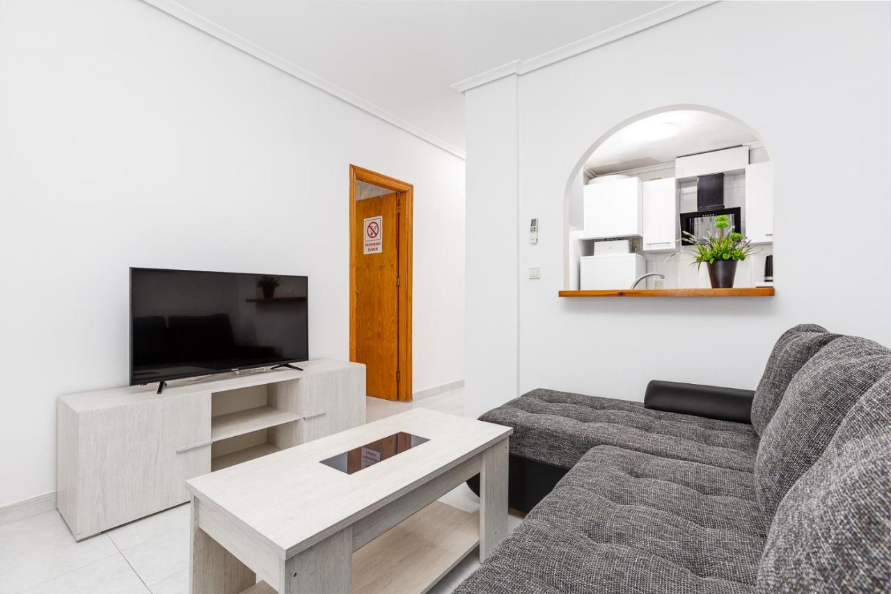 Arquitecto Larramendi Appartement Torrevieja Buitenkant foto